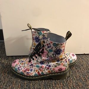 Doc Martens Rare floral combat boots Dr Martens